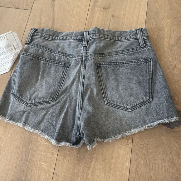 Joe's Jean Shorts Gray Denim Size 26 Distressed Length Emmy - Picture 4 of 5